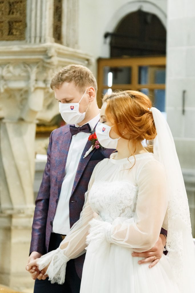 Svadobný obrad s rúškami v kostole sv.Egídia v Bardejove